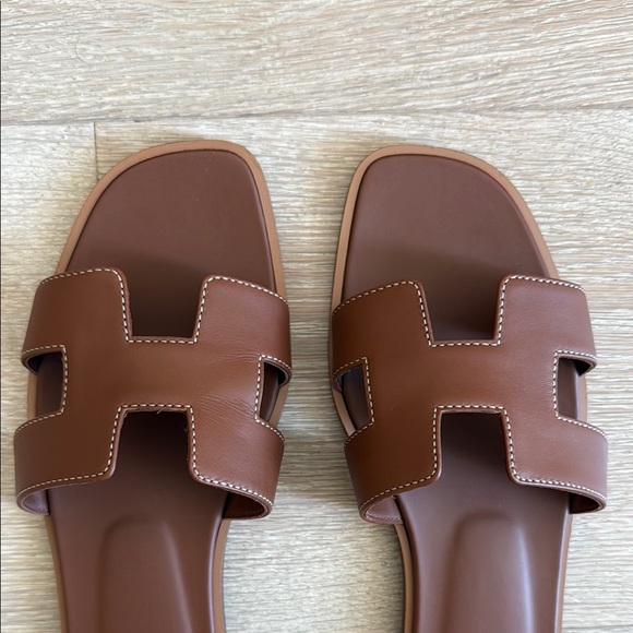 Hermes Brown Oran Sandals - Picture 11 of 13